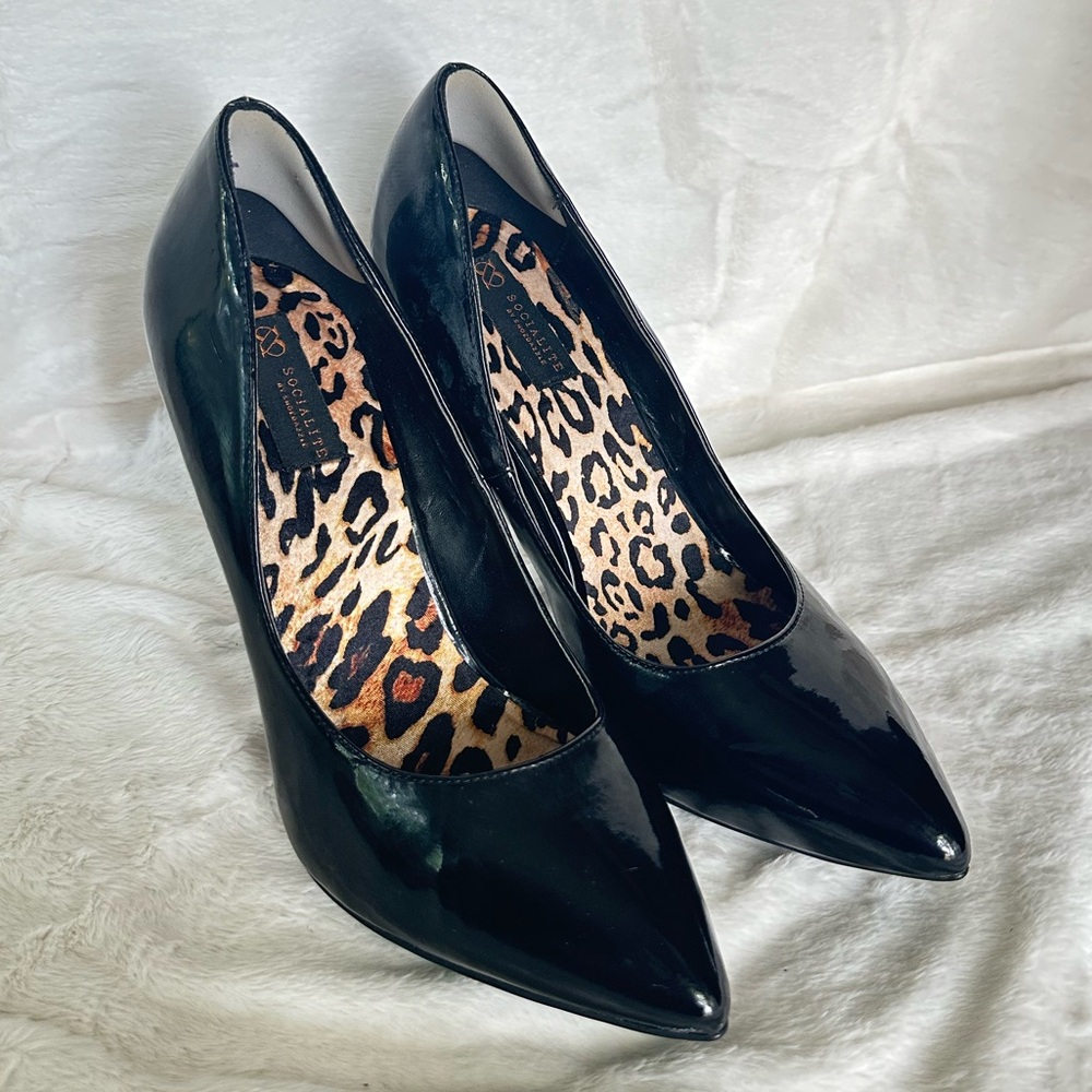 Socialite Black Heel